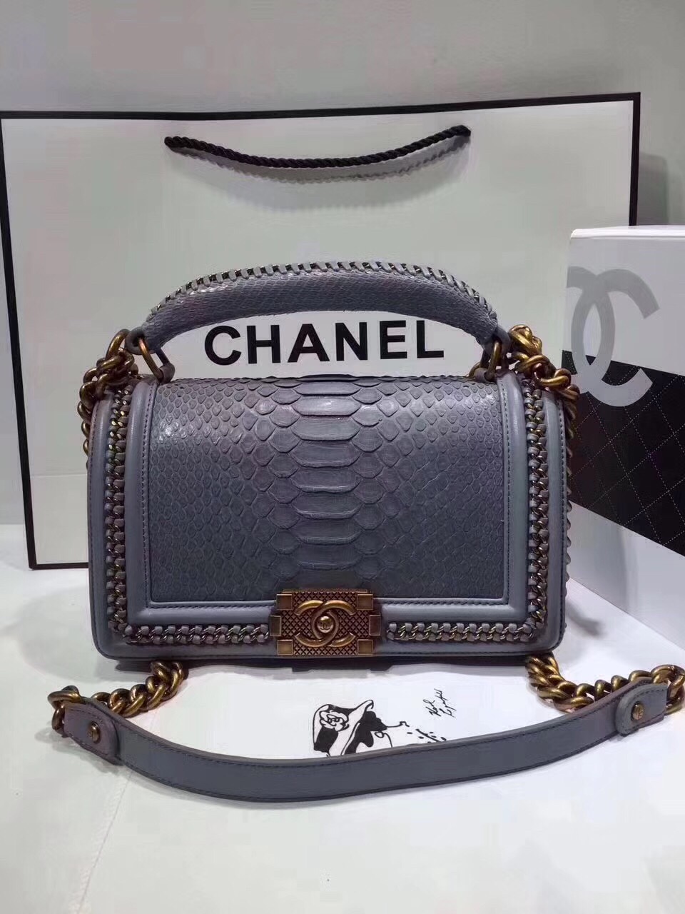 z822320105041_6d8cf76ae9ac39bea1578501bd0dc7c4