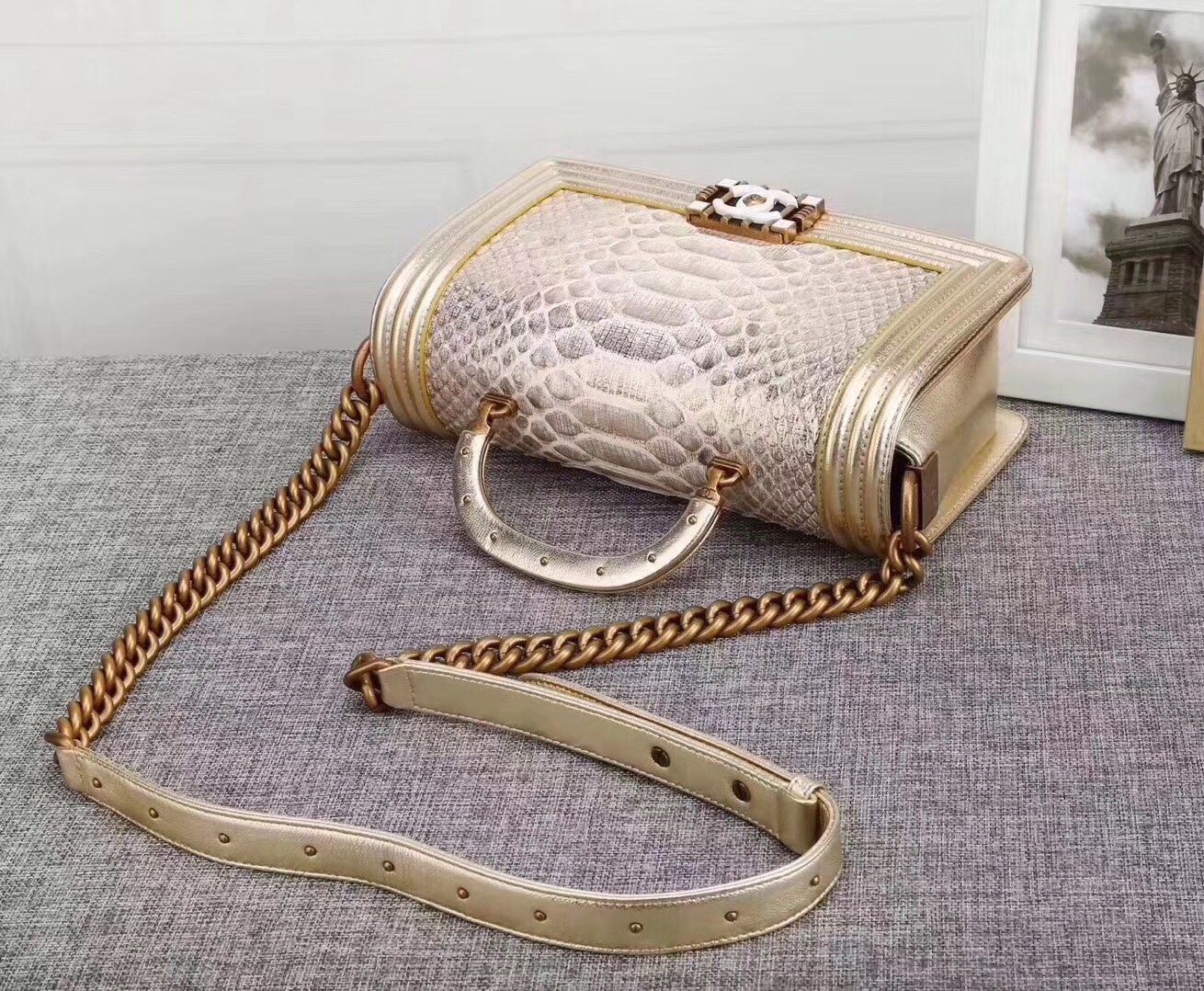 z822319935362_0d9c47f55b076799769b75a00a0a63d6