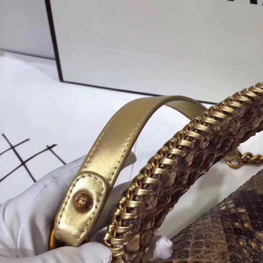 z822320276780_c40a6fe4872e045309982c992fbd9f30