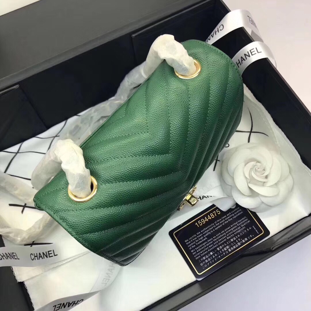 z822321465518_397022f1878d5f04c72ae8e72ba76c5f