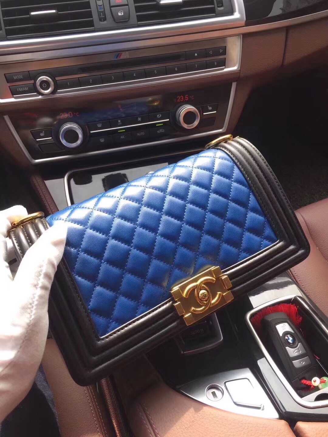 z822321994199_14bad32442b7f0b4b519615453bd9a29