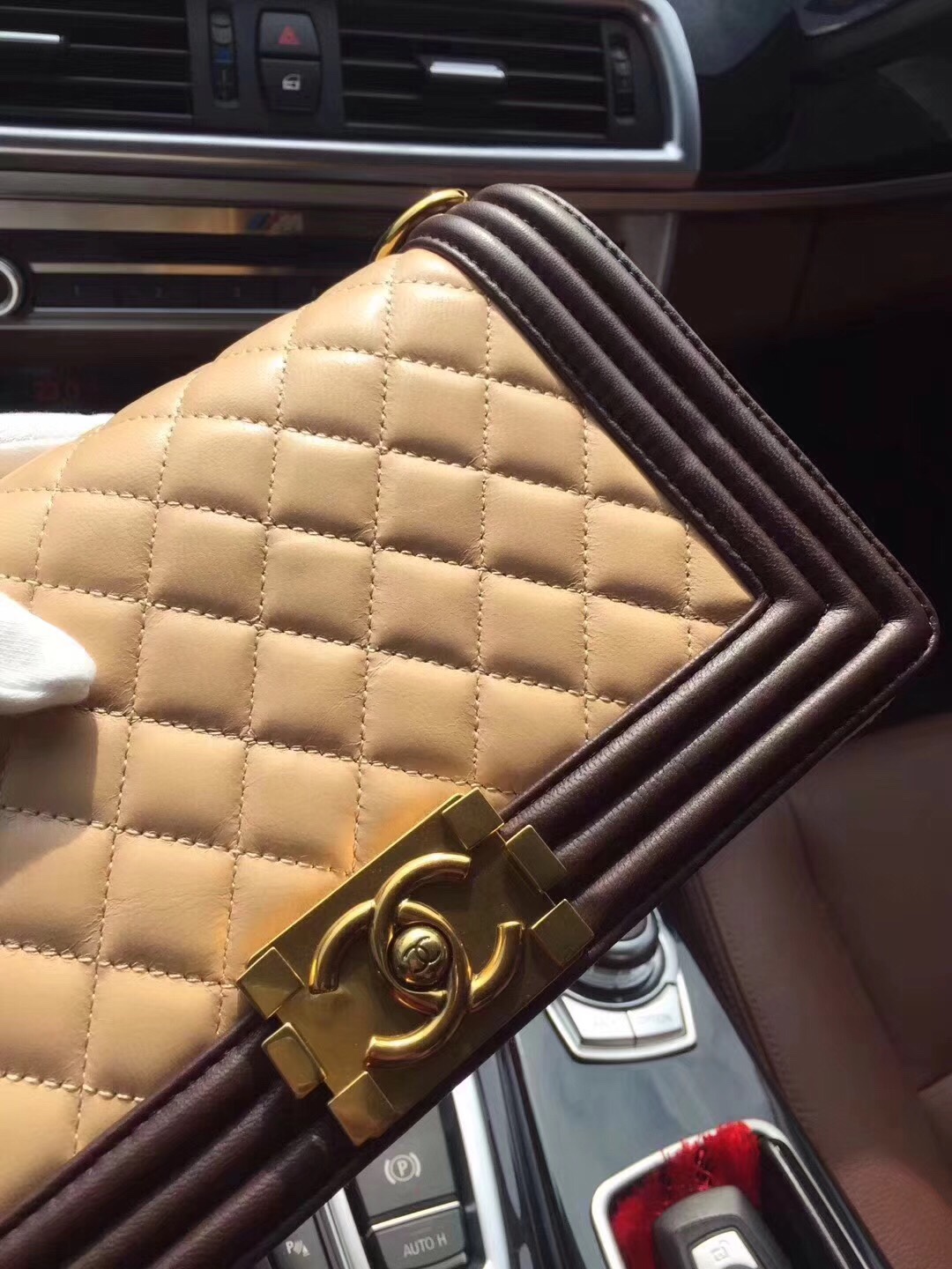 z822322750132_d150616fd46803329c69c6b5d269a34a