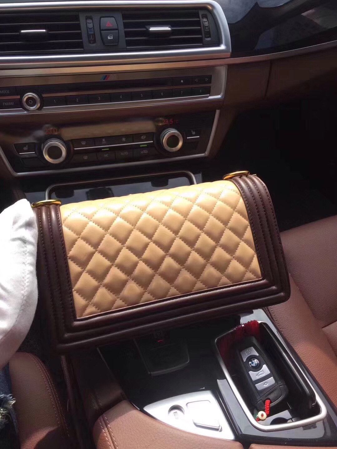 z822322783851_65008b911227d376b2cd76817229e748