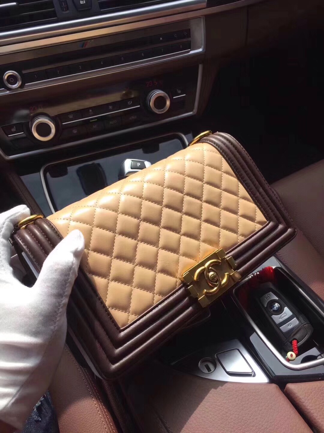 z822322793567_4a6ff6ae13dbd505f10fad27aad59a78