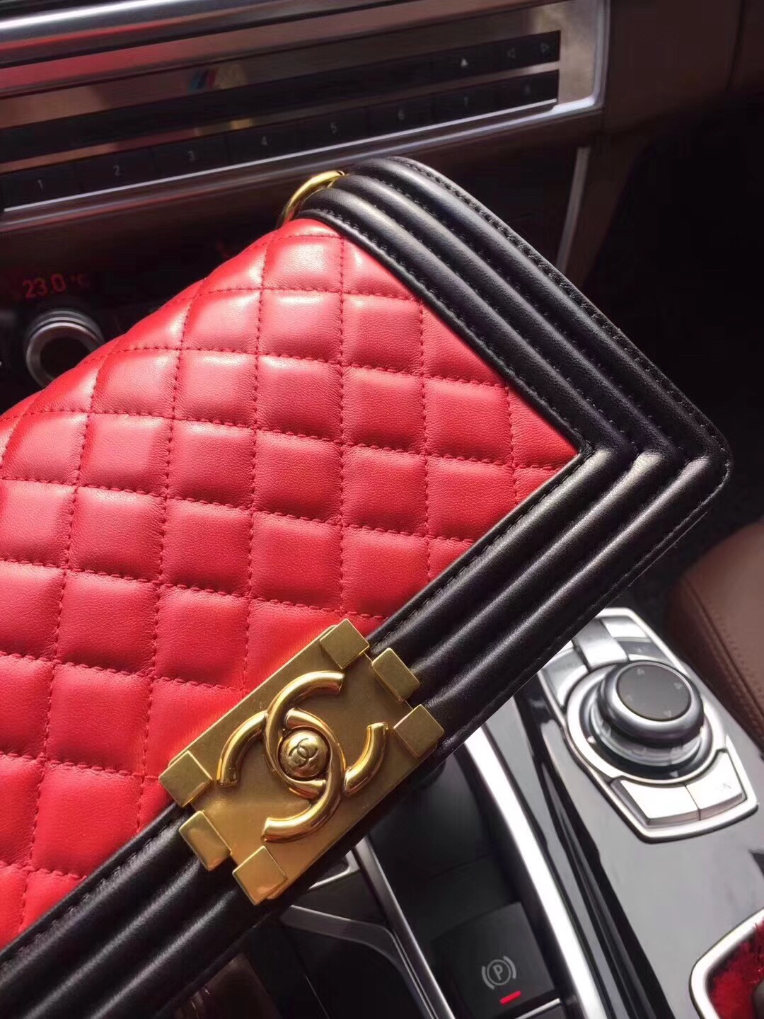 z822322883728_6e8d9b7658248add63aa61f9176ac80e