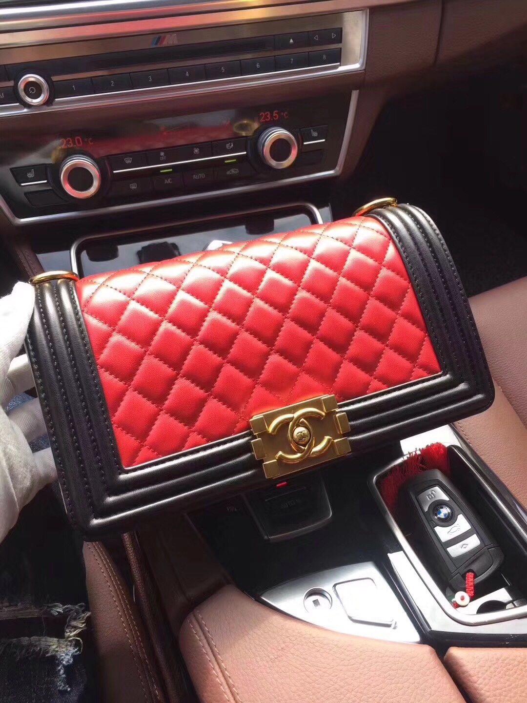 Túi xách Chanel Boy VIP - TXCN182