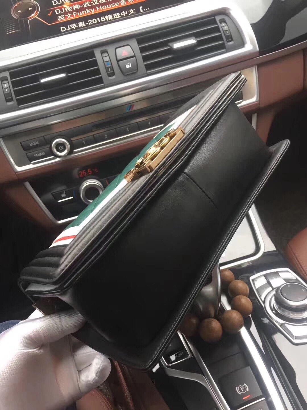 z834971819668_17db6048fa4d15933a05d8c62b474840