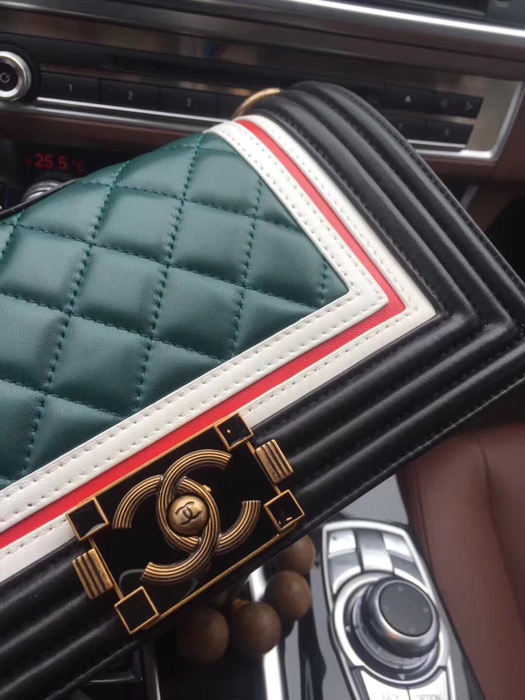 z834971854281_383395cefef5b37cd8e32b5cfadfe3b7