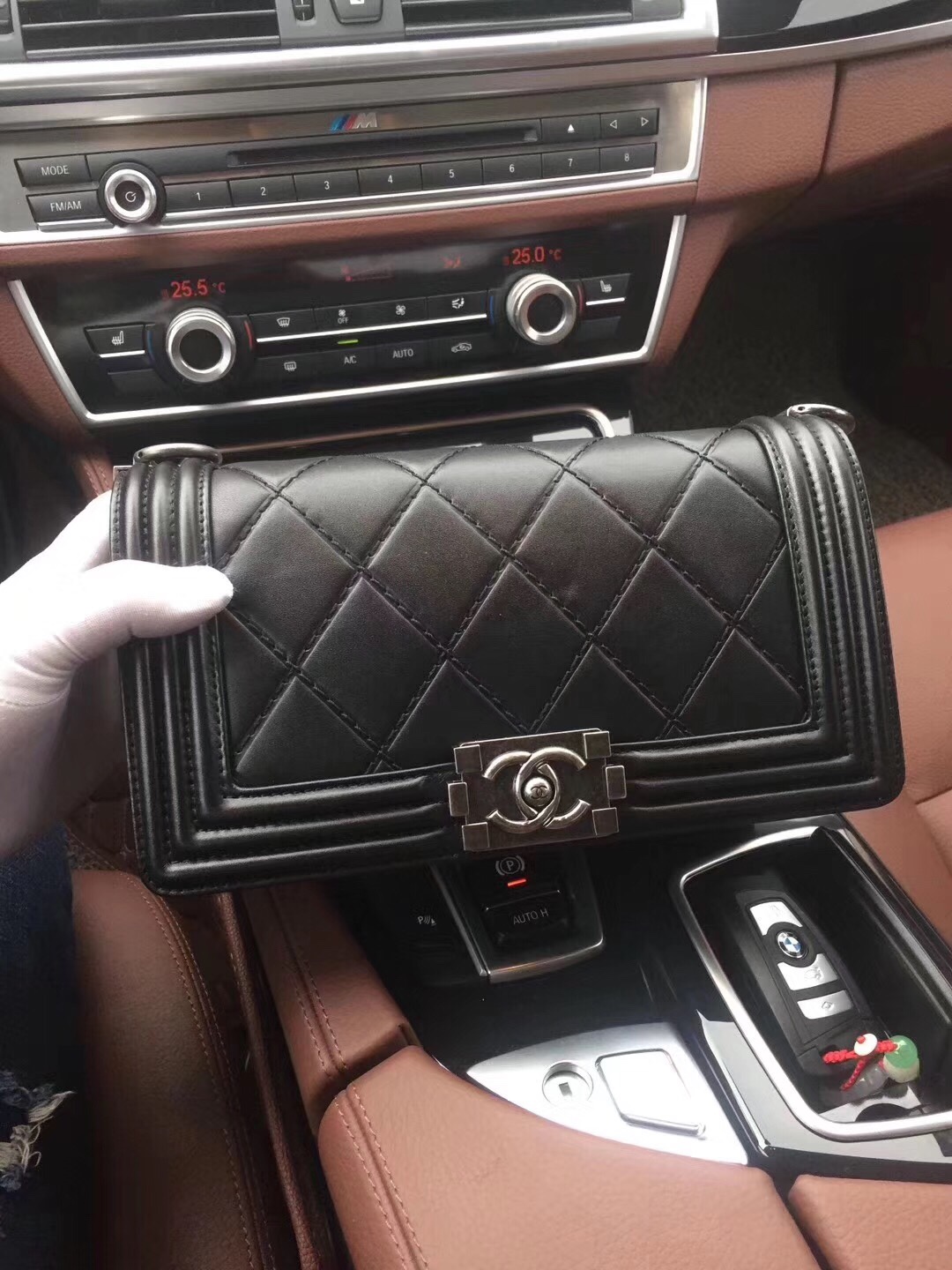 Túi xách Chanel Boy Siêu Cấp - TXCN193