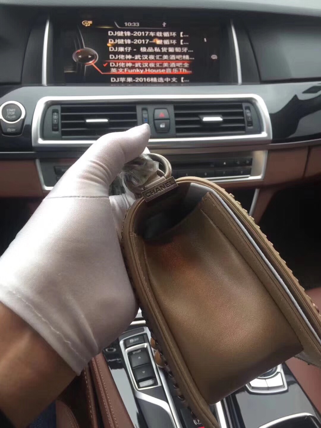 z834972861920_3b57e2fc7f26739131b9b6ee23861aa9