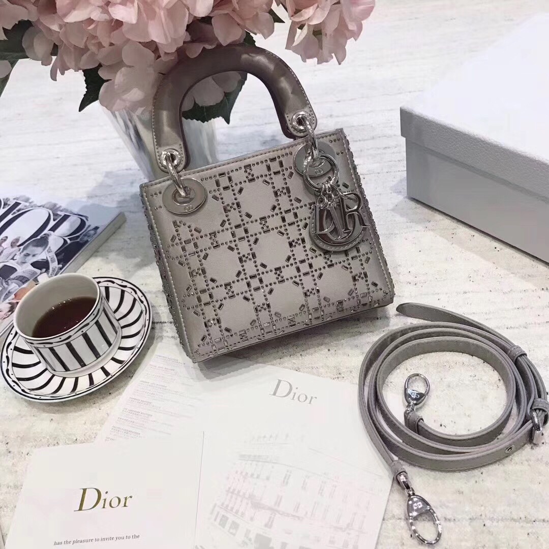Túi xách Dior Lady siêu cấp - TXDO025