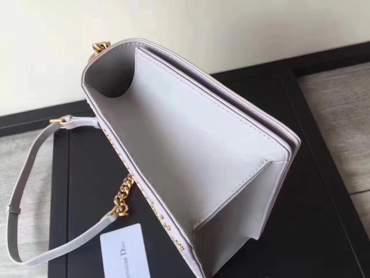 z835881426576_b4187961068969fdb167cfdae512a811