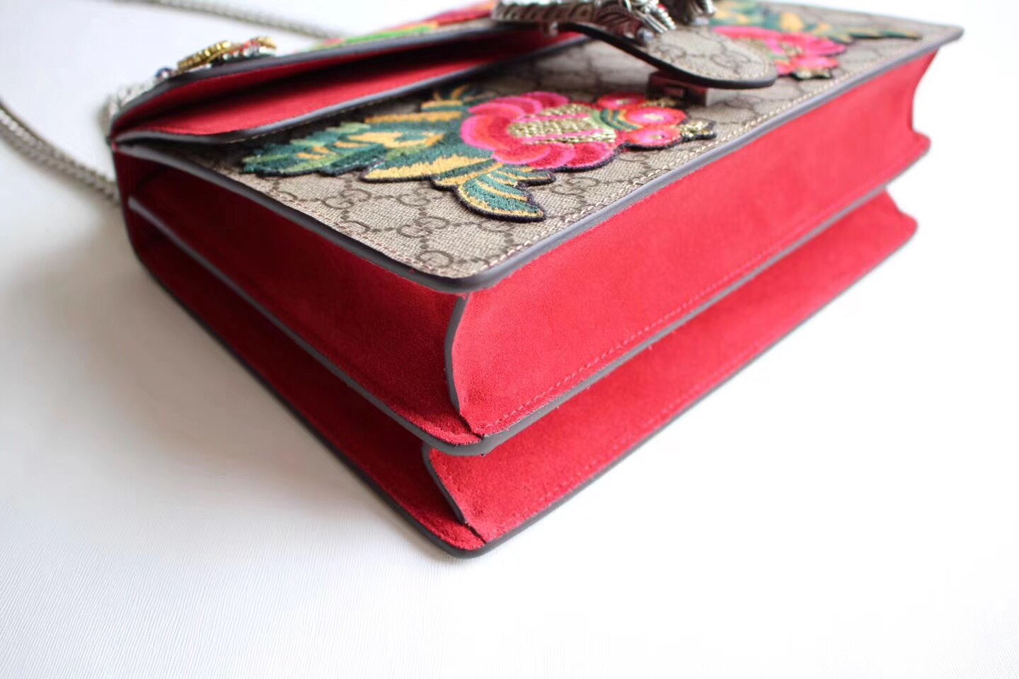 z837027236034_0a7c01cc4ee18b9497abce2d4ac0f84b