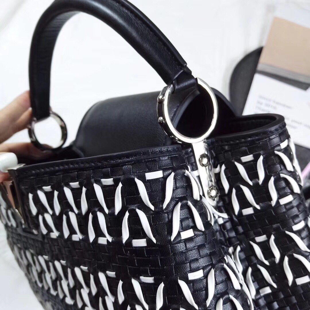 z874334071404_82af0667ecaf27a0c81253a4c9259c2f