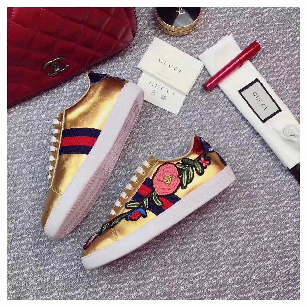 z810675880781_aa84f972ed029158083cd0b40bdc8f92