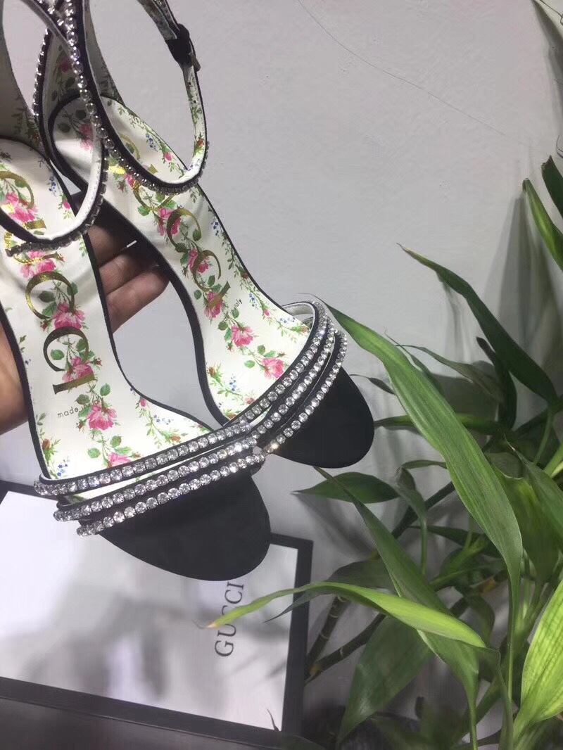 z919053033357_4187daaefbd5bcac5aa2881975b92d61