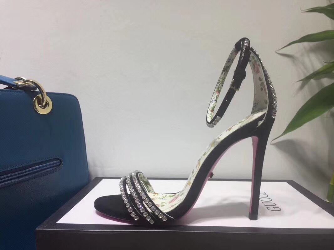 z919053039930_30b9f3c39c5cea56ef6a2c481f186e2c