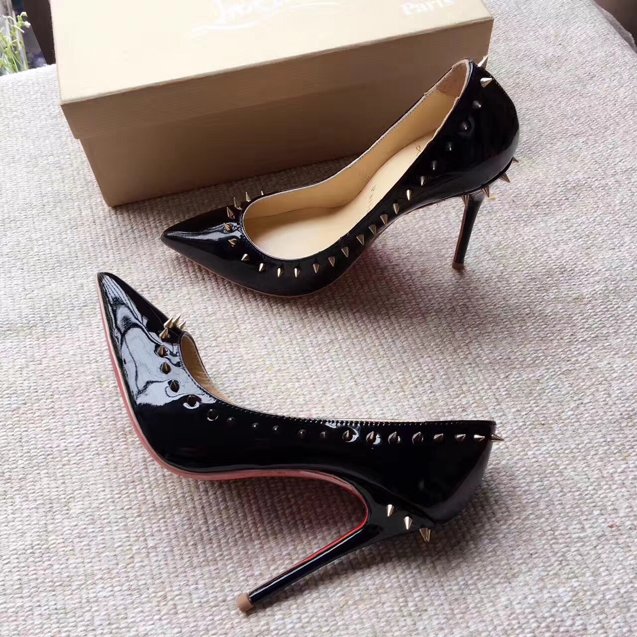 Giày nữ Christian Louboutin siêu cấp - LBT008