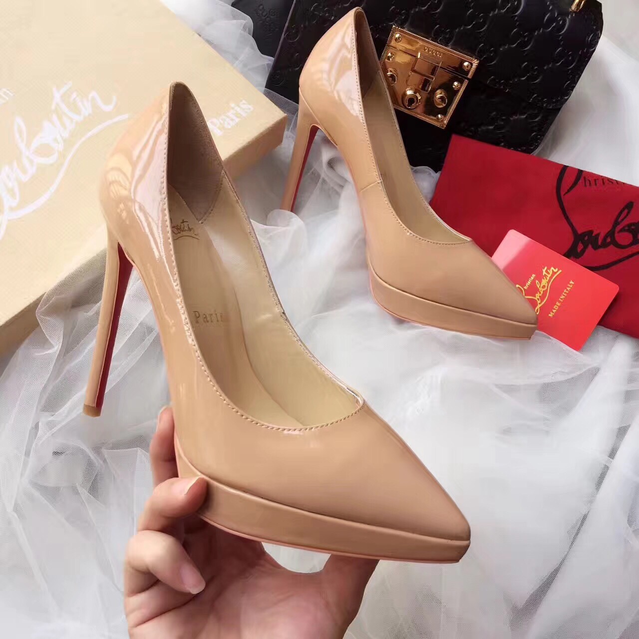 Giày nữ Christian Louboutin siêu cấp - LBT009