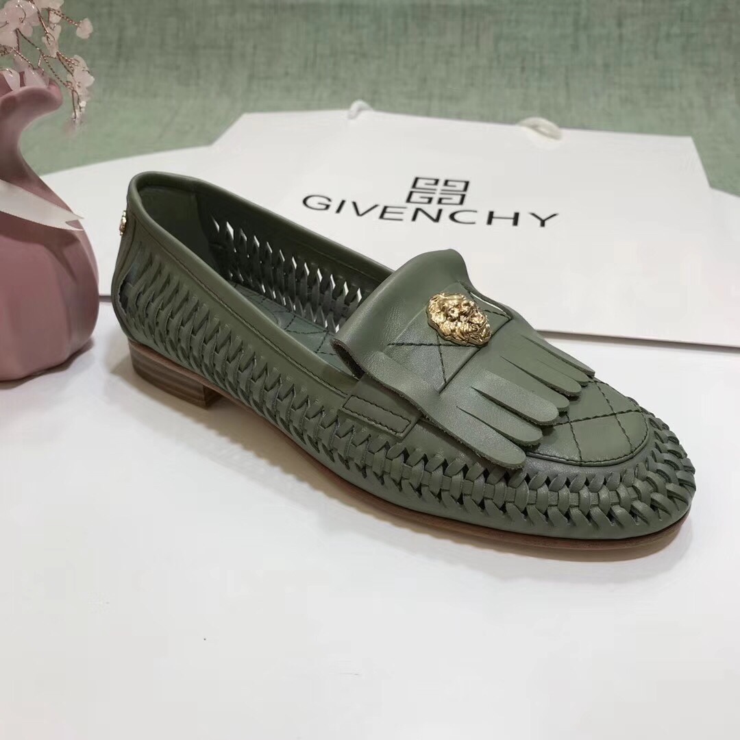 z922814783794_8cae44baad25796fbe005edf3c1c8244