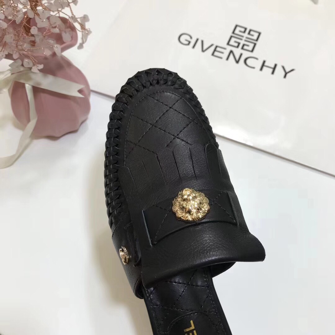 z922814824068_a729941f7ae588c0aecbc11452a8a503