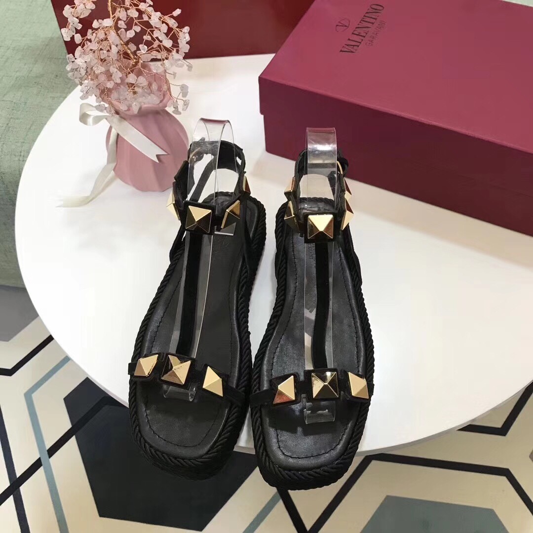 z925637253586_dd1989f081832520c32373101a77852f