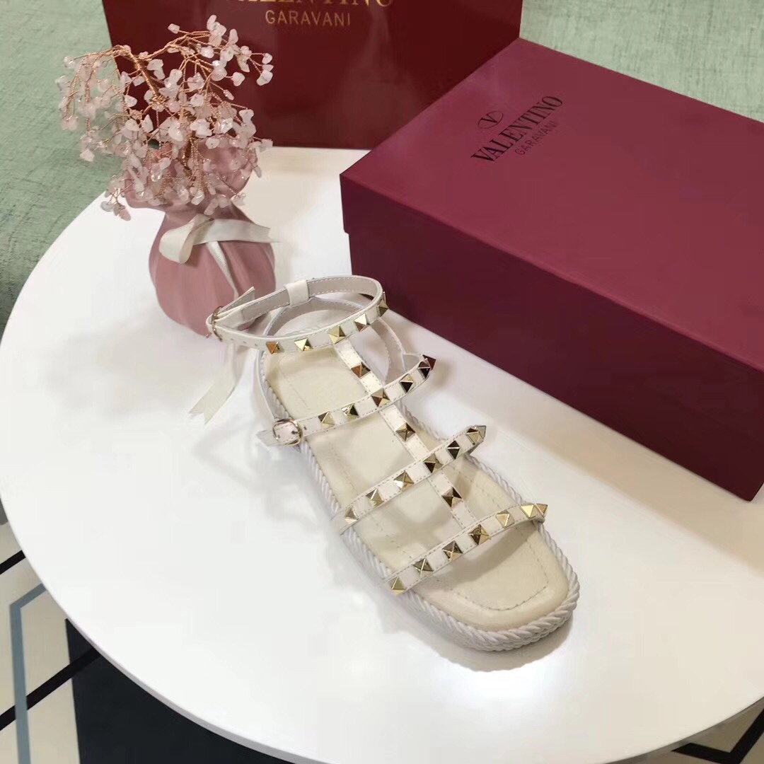 z925637320826_9fe093de6720fa3f67b95acf91ea5cb0