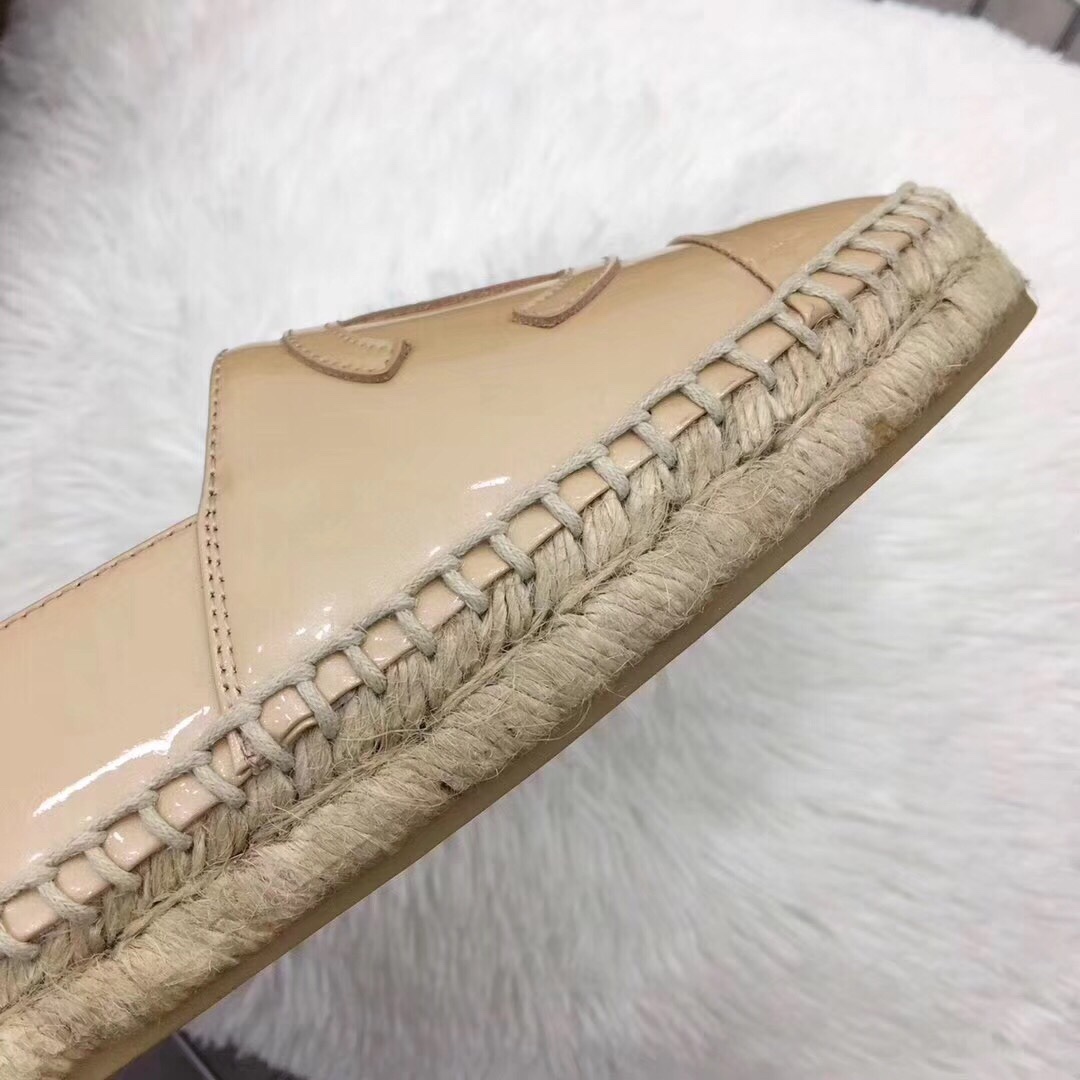 z929203478855_8216c404529b2367f92f1af19c825ee6