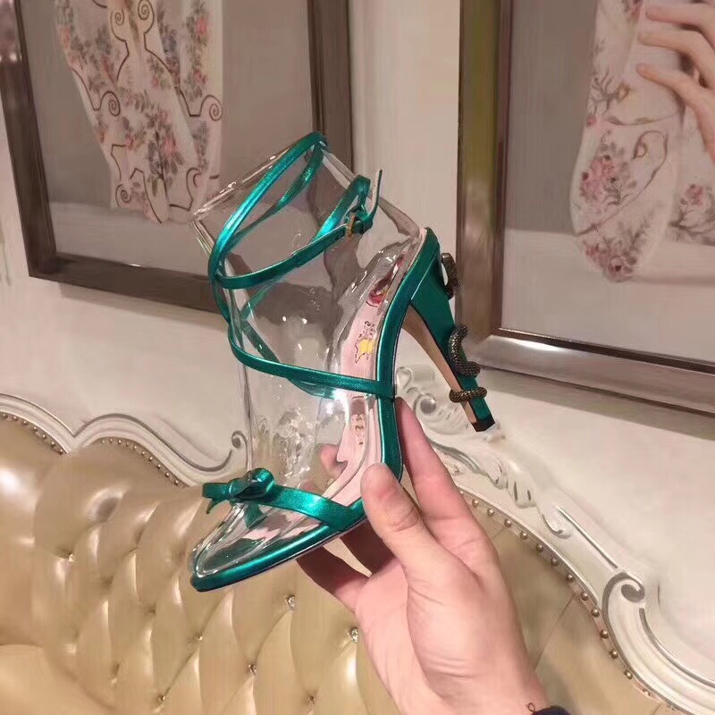 z925639710939_85ec3813e19e990862b69d33d4653427