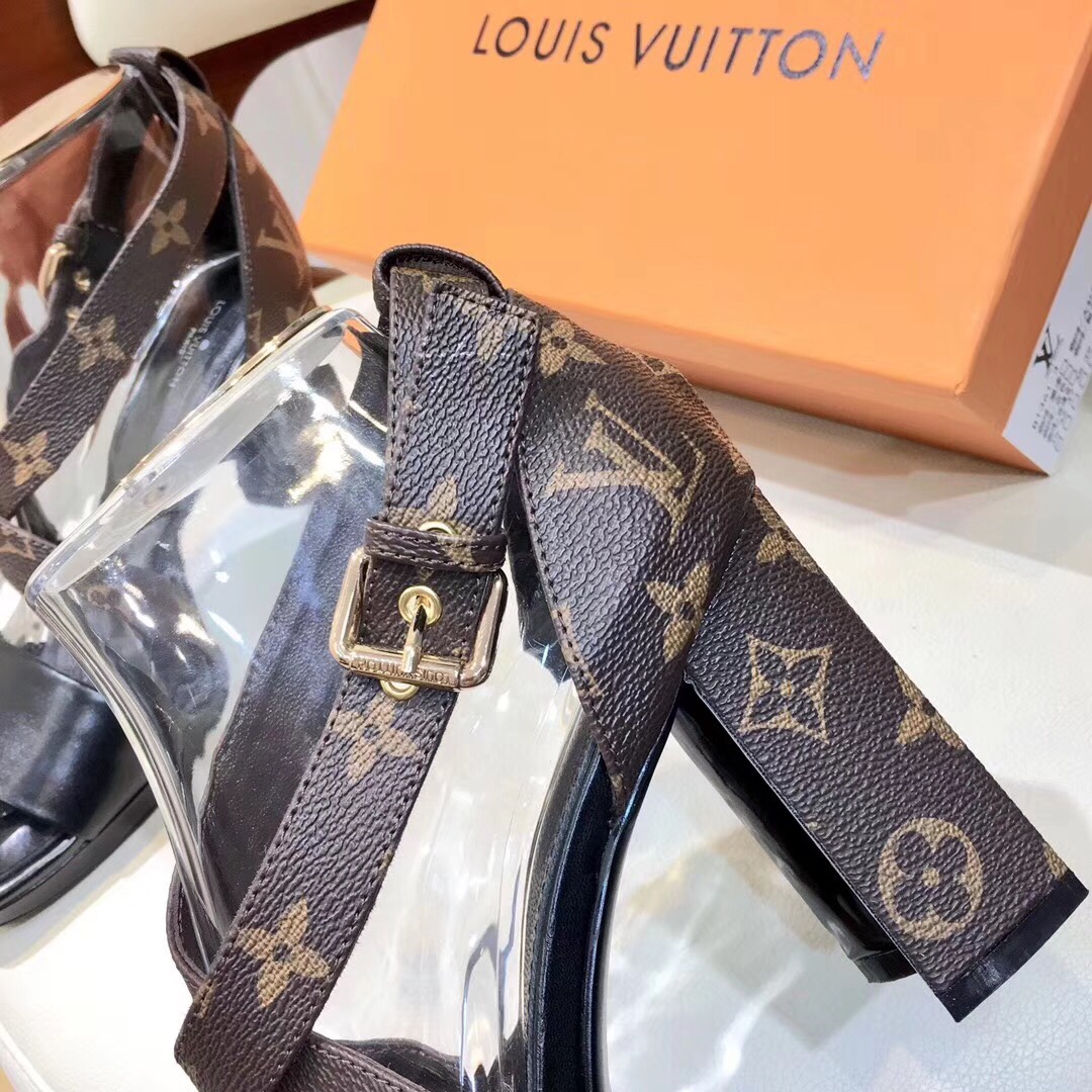 z925640559571_919c2140b090a85198f88cf7934208cd