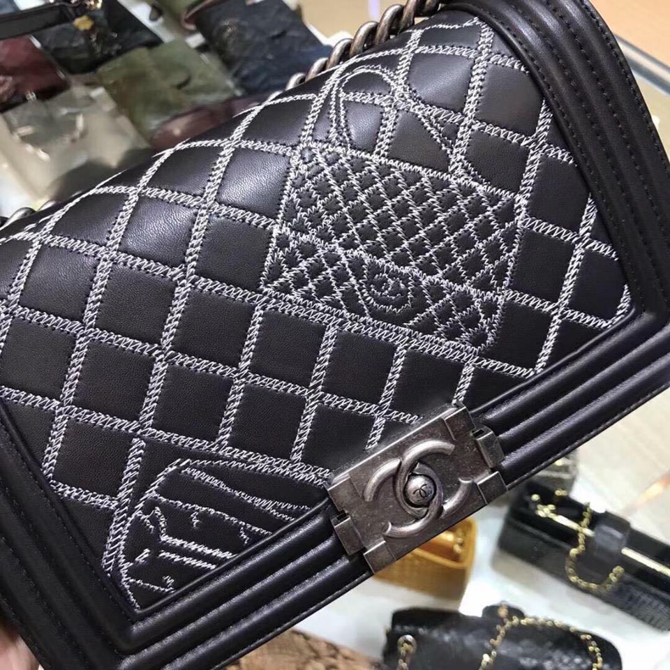 z934776729111_457a69038e038f0bd30342831b56ae31