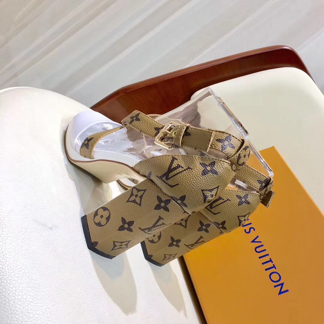 z926605724856_543c282cbdeb8030f0425cba4671c209