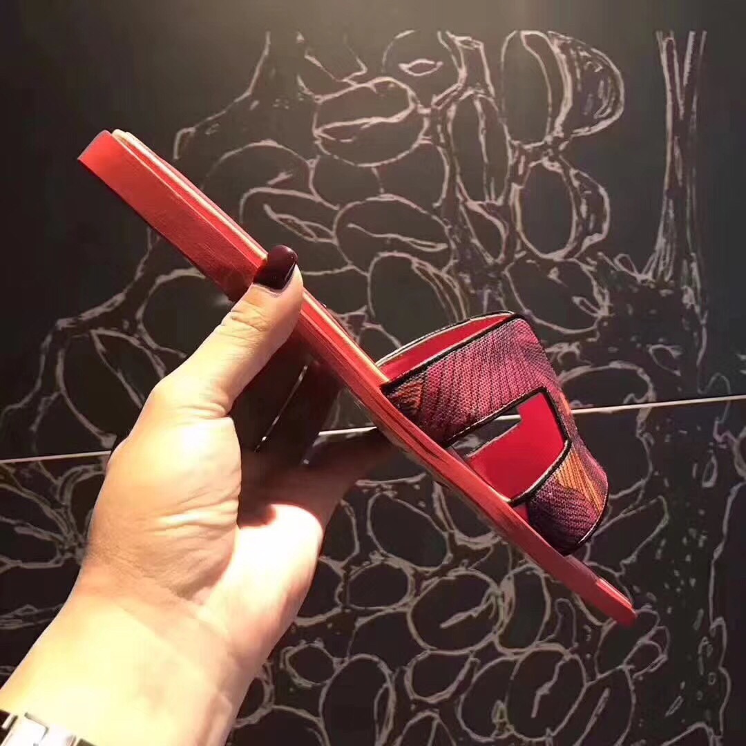 z927434590396_629e18ef115f80fe54991f48ef4d1638