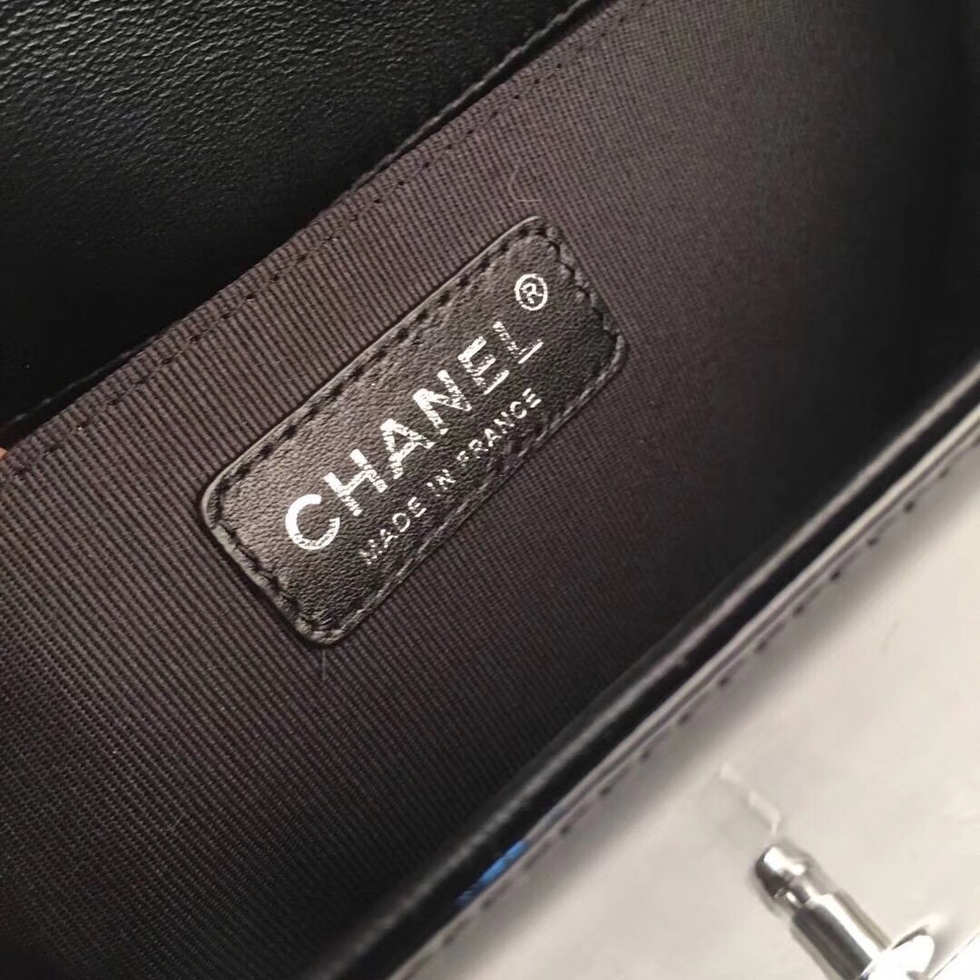 z848658270611_b418e271c580d65baa0523d21d255ec0