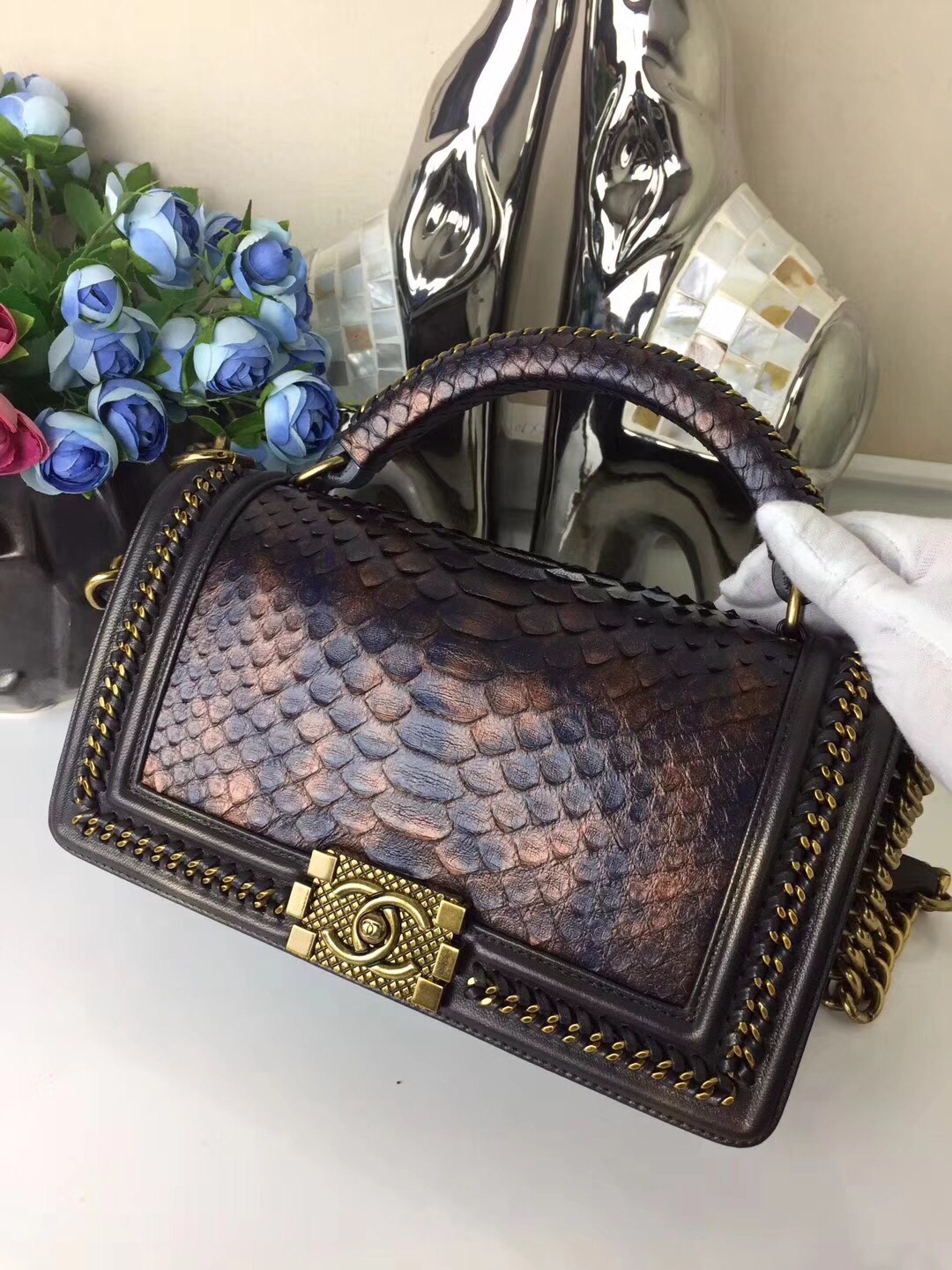Túi xách Chanel Boy Vip - TXCN212