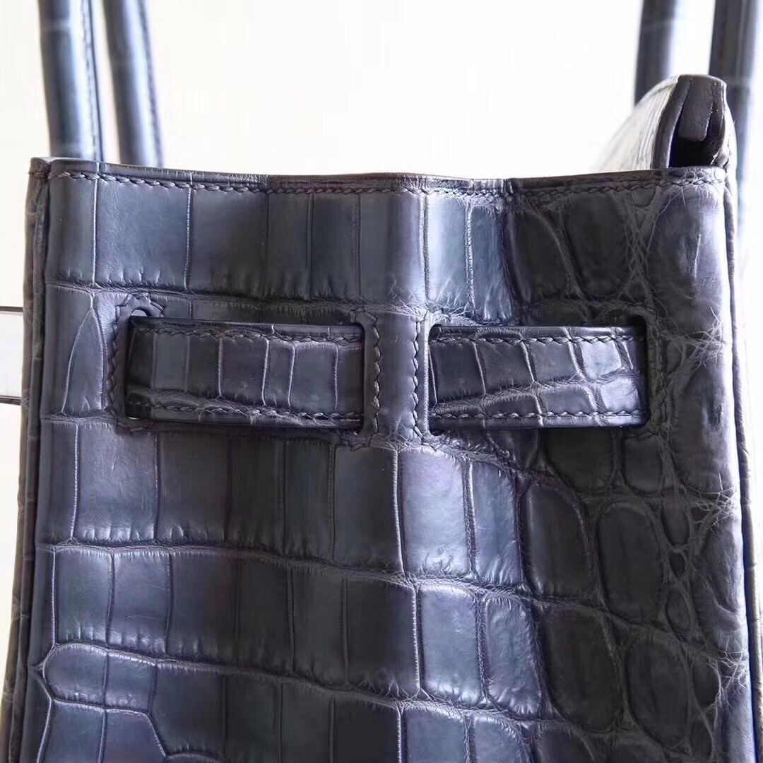 z874335102912_0b996211462ec8e9bbb78d555f27ce47