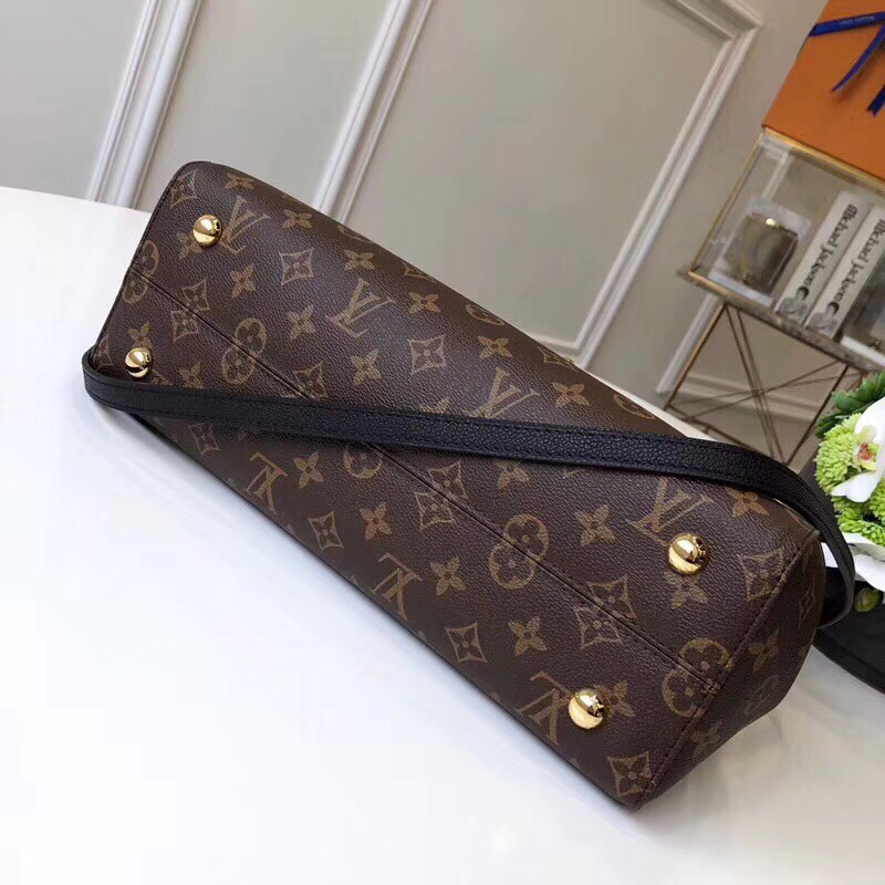 z939494338198_11272daf144b727480478089036c4c4e