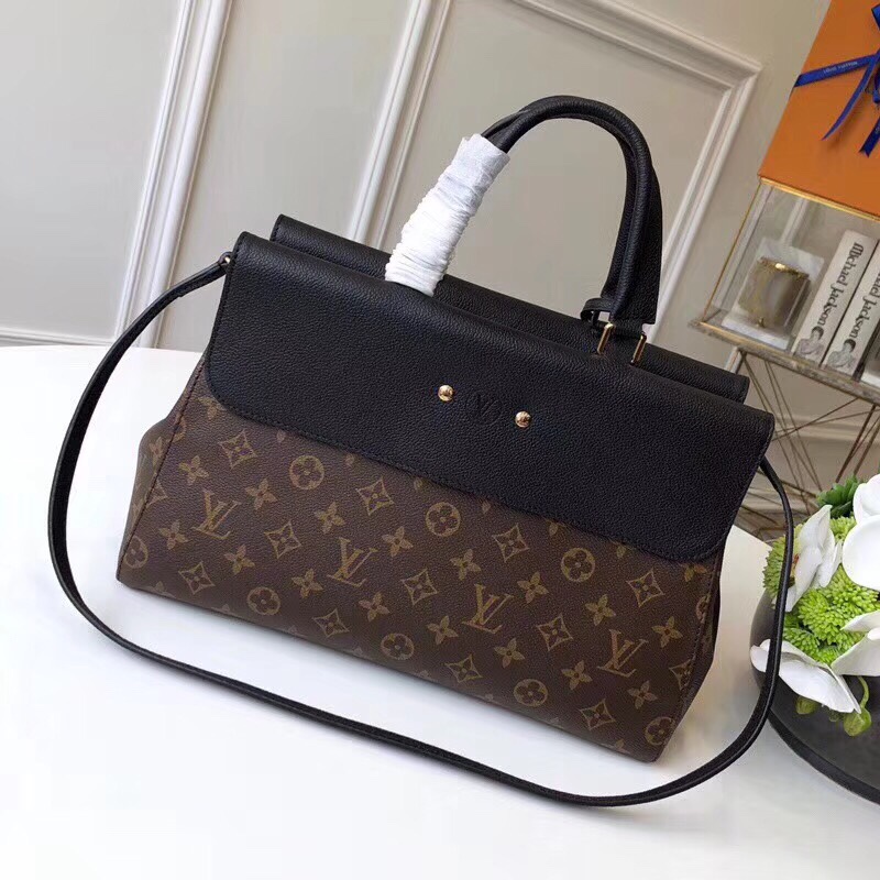 z939494339443_c39a972b5495bbd2104ddc191af87279