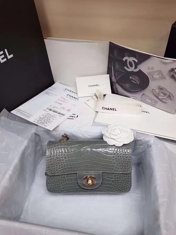 Túi xách Chanel Classic cá sấu VIP - TXCN218