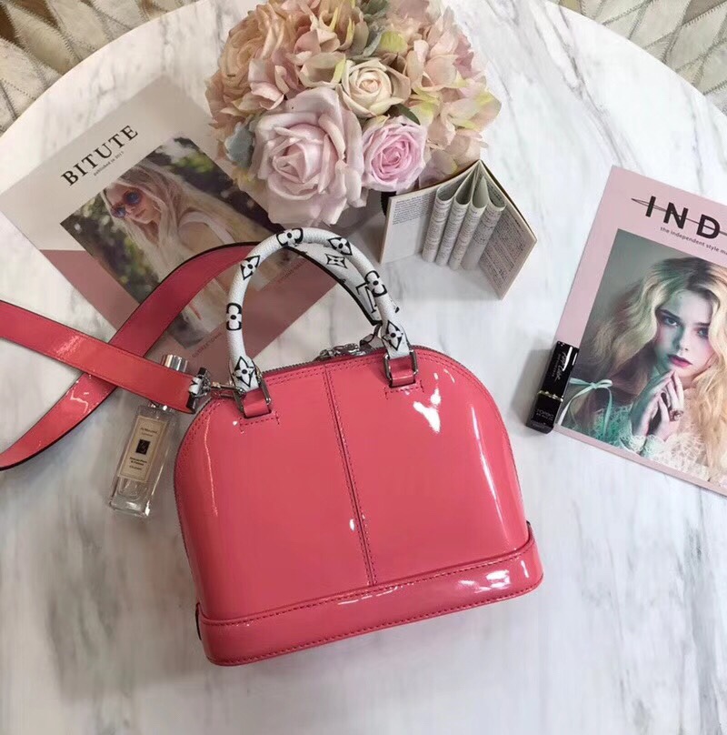 z939494631047_992ea298876f80f3ea00b91610203ba0