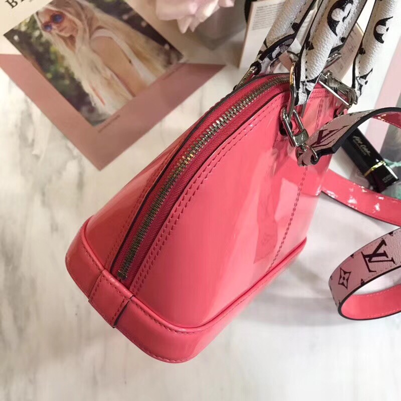 z939494633503_b4bf1690f5a827f9c3facc34037fd5f6