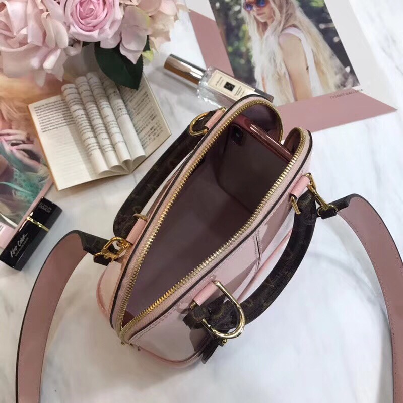 z939494649910_5841bfe692e235a06dfea195cffc73ad