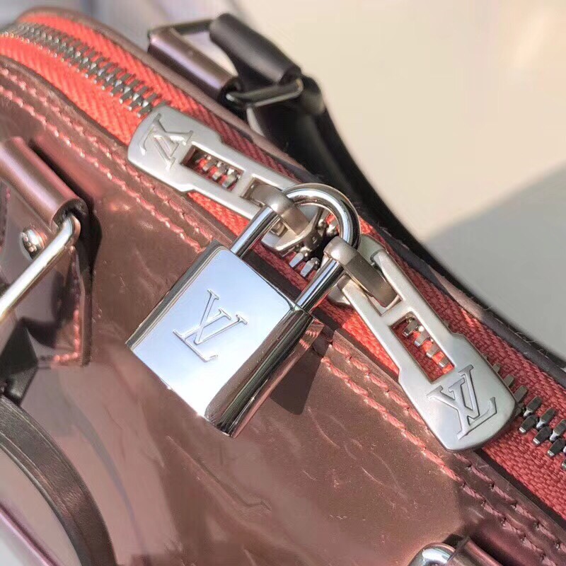 z939494860983_0577863b38d9e409c5ce0d137f9ece9e