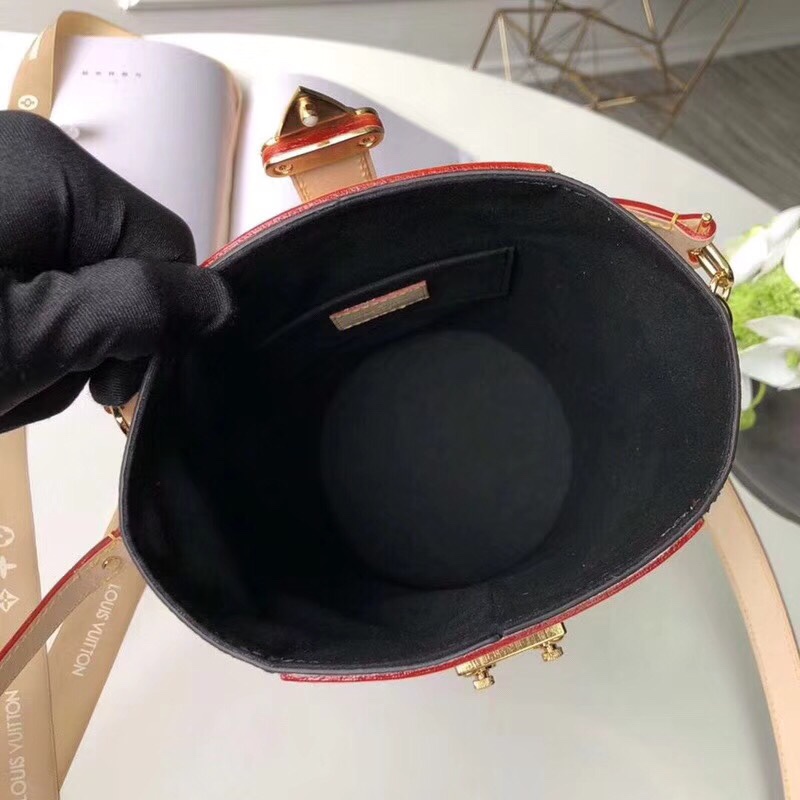 z939755045499_029f10f97c698748a98610d27eaf9800