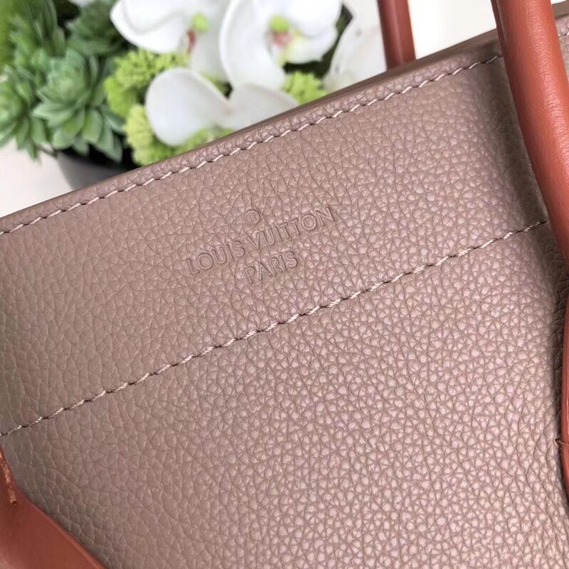 z939756563305_357e420eb62aa83939c8896ed486b098