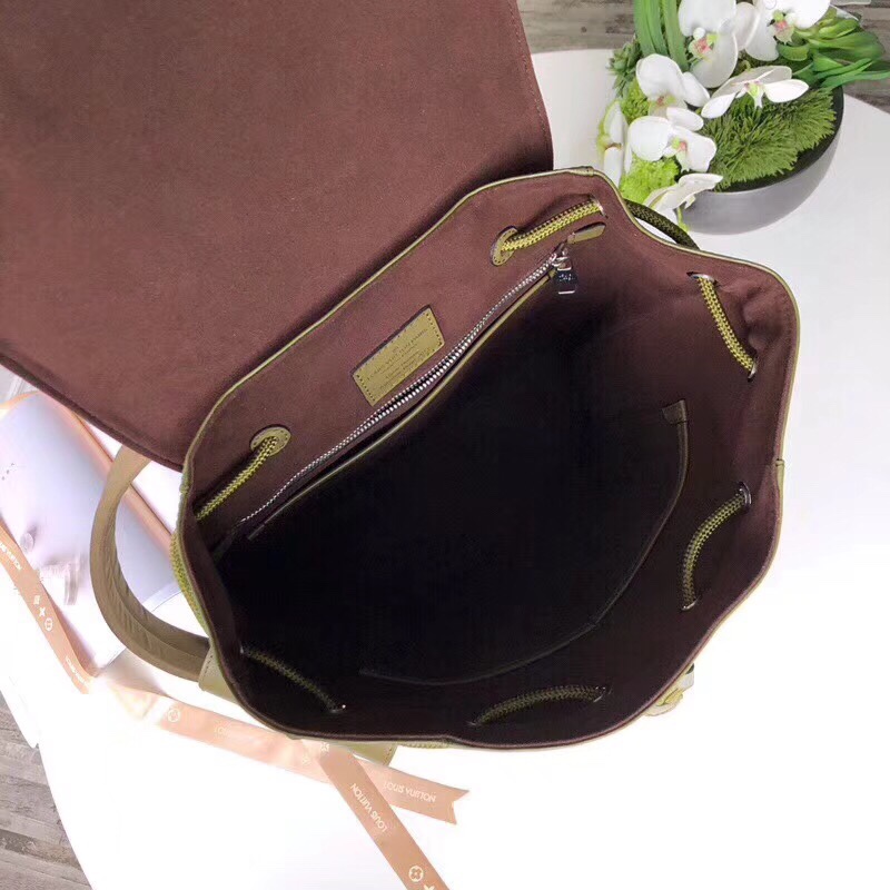 z939757153592_1685c19a44d889120d58233934ac7cec