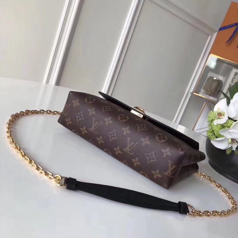 z939757721306_b49c71757353dbfe7ce63ca213b45871