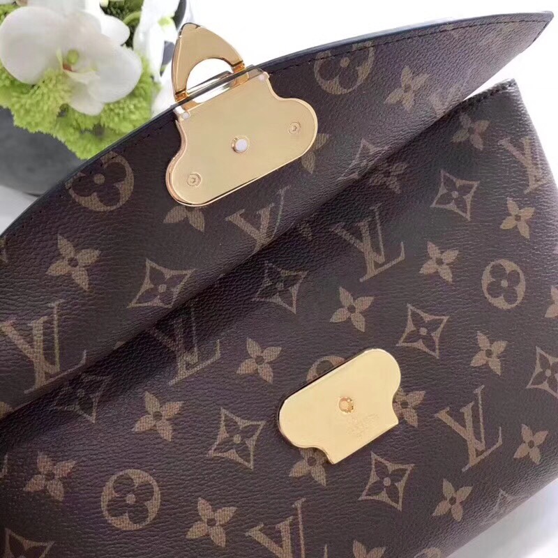 z939757758611_a2affdc98c4308130551ec23b41b4b92