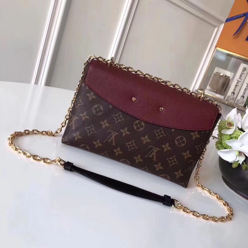 z939758887413_50114df5a26fbbfa0d2961ddb7cb2efb