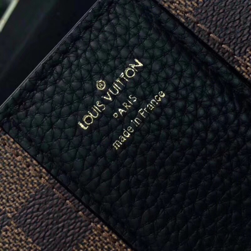 z939759638503_6542be1677c9d312d5ee5b328355871a